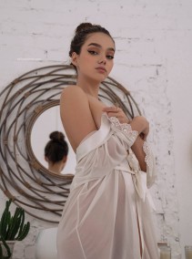 Фото проститутки Аня №2 в городе Нерюнгри